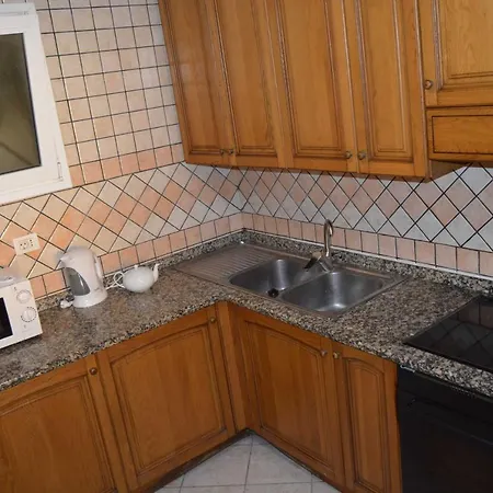 Apartment Spacious Apartment In Los Cristianos *