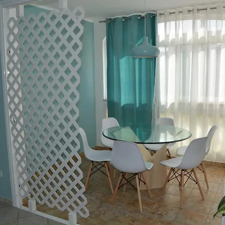Spacious Apartment In Los Cristianos Apartment